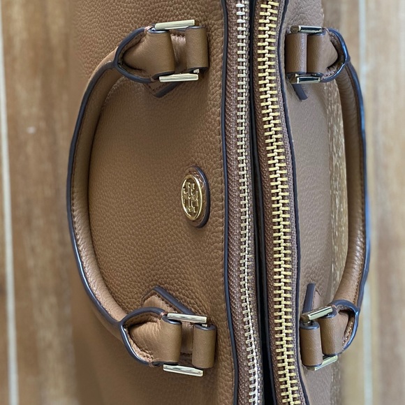 Tory Burch Robinson Pebbled Multi Tote - Picture 4 of 16